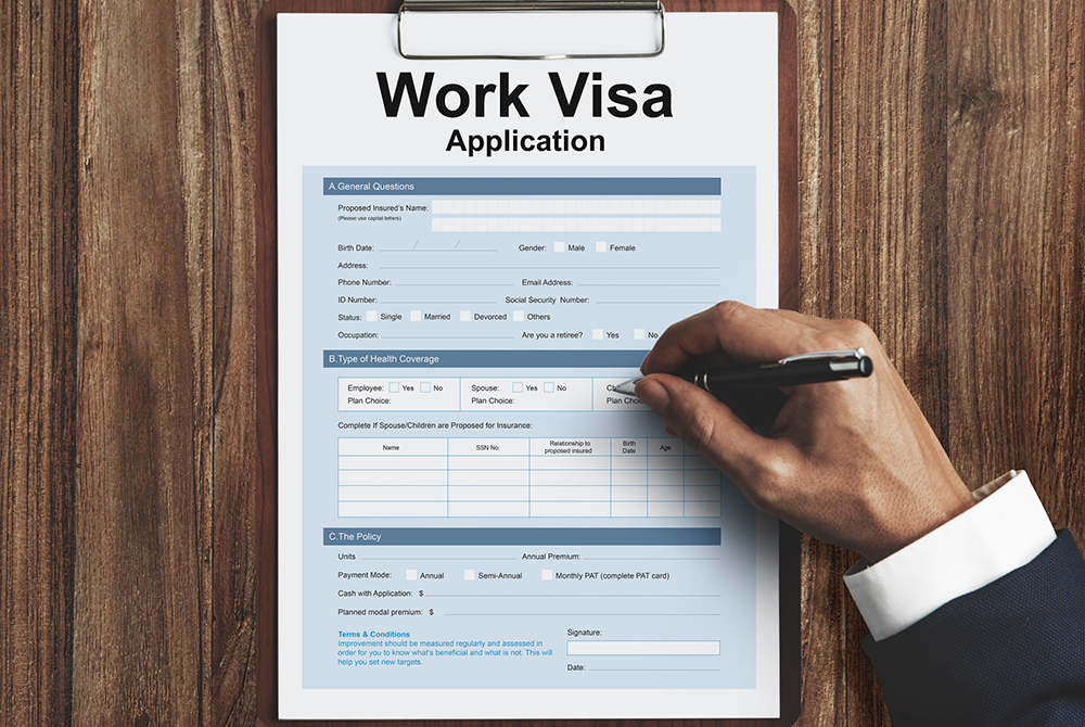 What is the Procedure for Obtaining a Dubai Work Remote Visa?